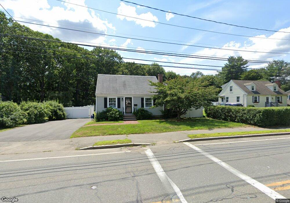 151 Village St, Reading, MA 01867 - photo 1