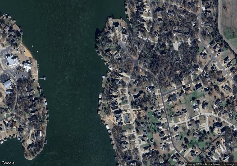 1032 Kiowa Dr E, Gainesville, TX 76240 - photo 1