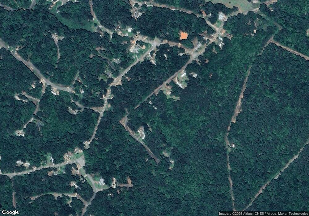 197 Oakwood Ln, Toccoa, GA 30577 - photo 1