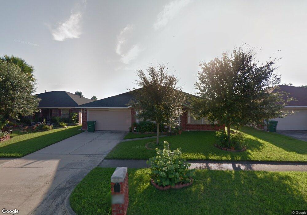 11027 Fern Terrace Dr, Houston, TX 77075 - photo 1