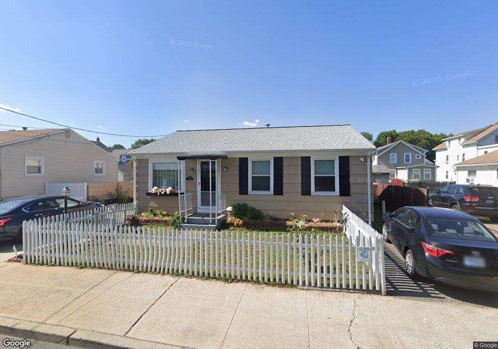 15 Beecher St, Pawtucket, RI 02860 - photo 1