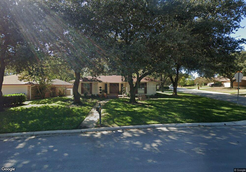 2949 Panhandle Dr, Grapevine, TX 76051 - photo 1