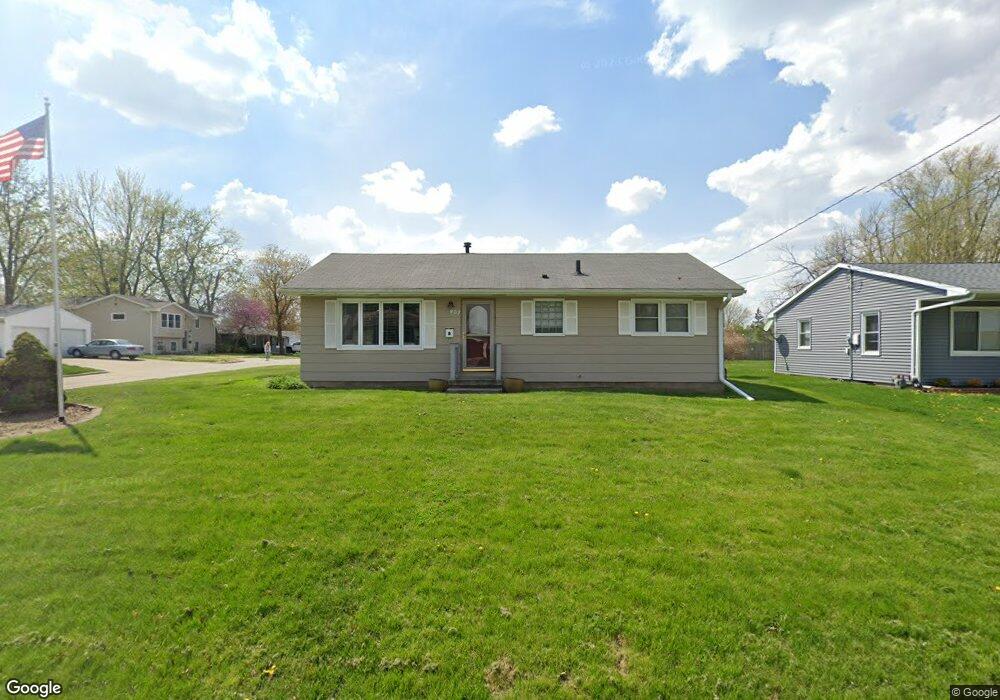 907 E 14th St S, Newton, IA 50208 - photo 1