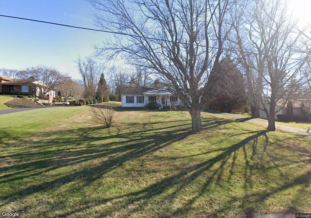 591 Evans Ave, Warrenton, VA 20186 - photo 1