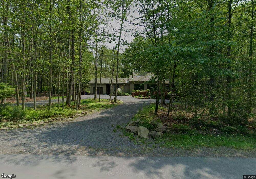 1573 Crestview Ln, Pocono Pines, PA 18350 - photo 1