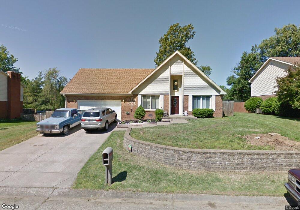 5411 Kenwood Cir, Newburgh, IN 47630 - photo 1