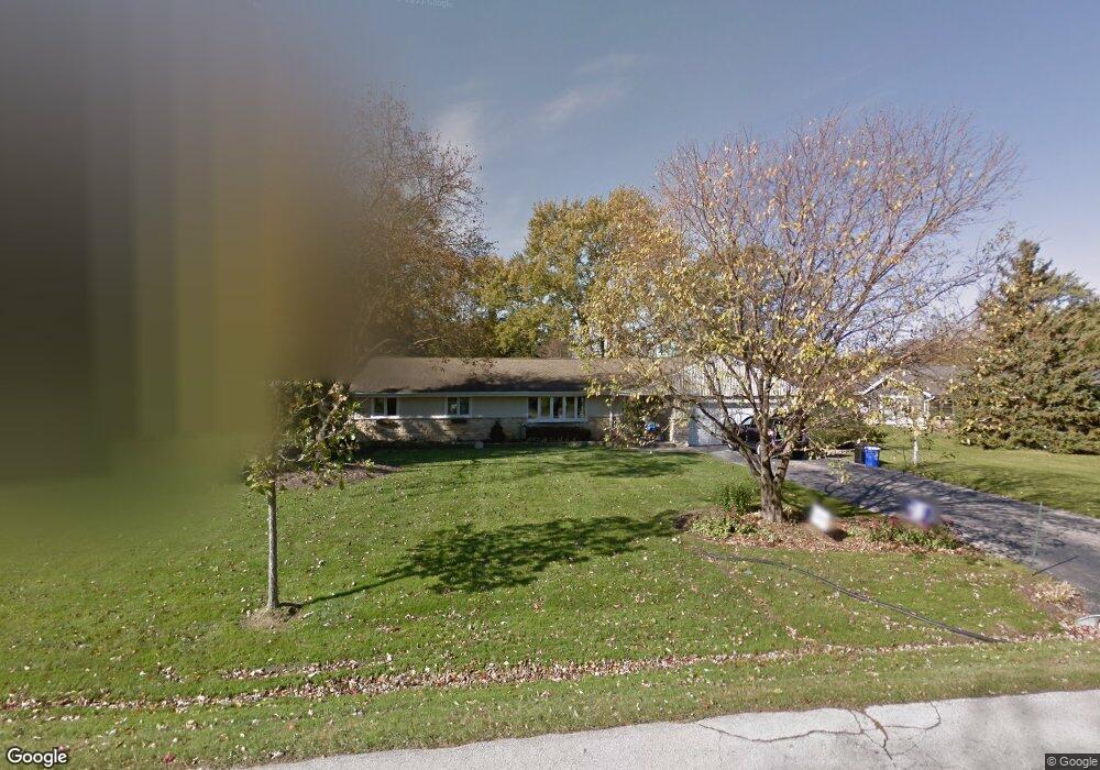 1835 Fairhaven Blvd, Elm Grove, WI 53122 - photo 1