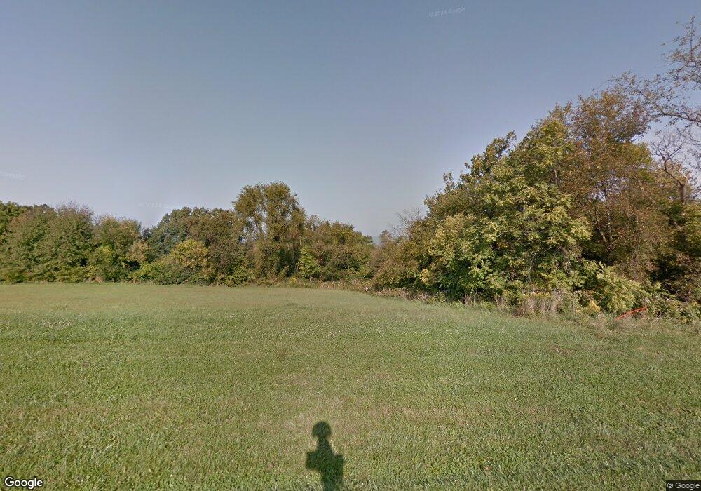 1607 Wind Flower Rd, Chambersburg, PA 17202 - photo 1