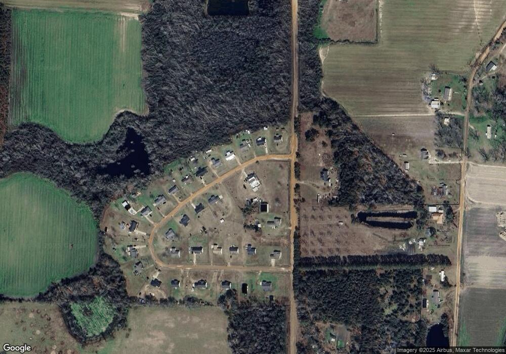 63 Grandview Cir, Douglas, GA 31535 - photo 1