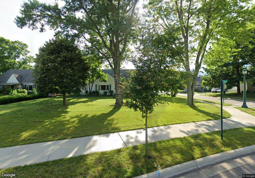 2051 N Star Rd, Columbus, OH 43221 - photo 1