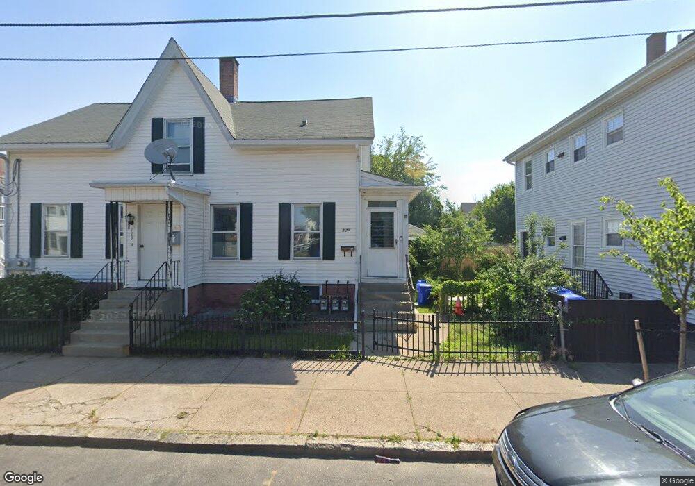 177 Pine St, Pawtucket, RI 02860 - photo 1