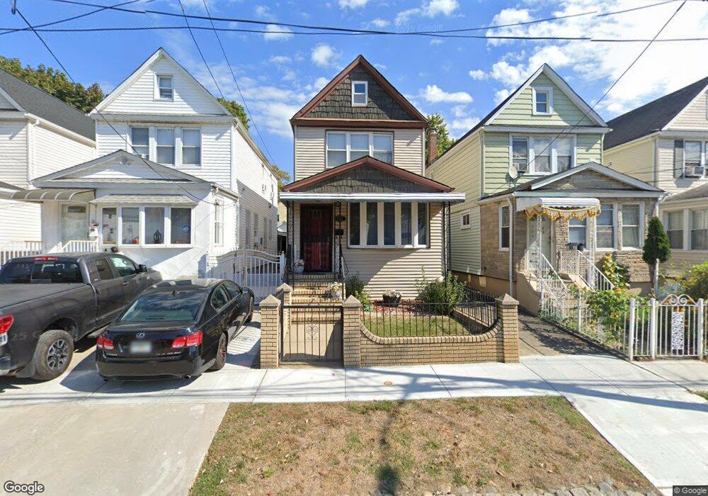 11127 168th St, Jamaica, NY 11433 - photo 1