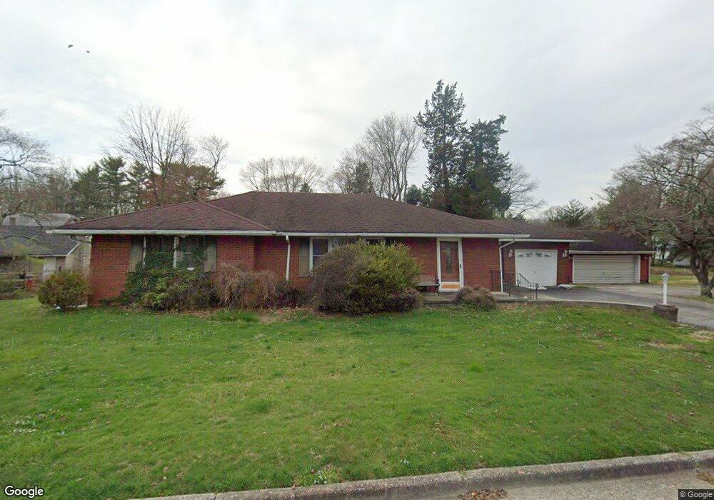 614 Cedar Crest Dr, Penns Grove, NJ 08069 - photo 1