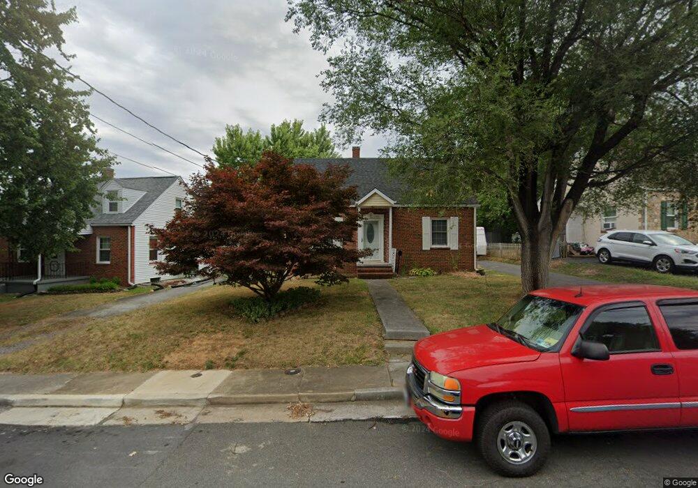 359 W 10th St, Front Royal, VA 22630 - photo 1