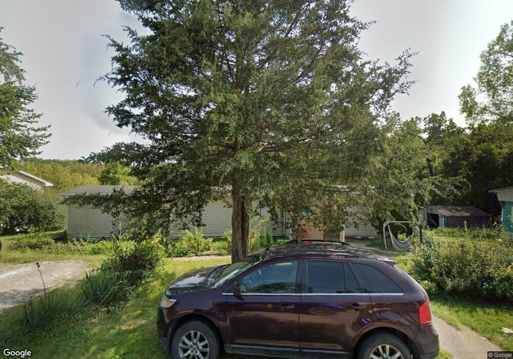 515 Locust St, Columbus Junction, IA 52738 - photo 1