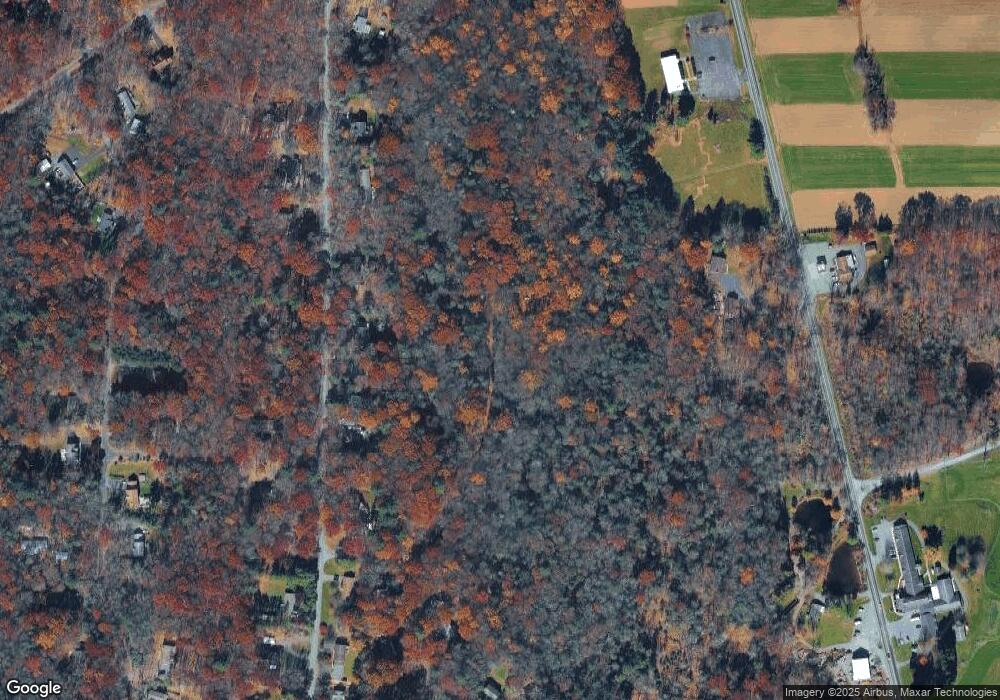 804 Creek Dr, Kunkletown, PA 18058 - photo 1