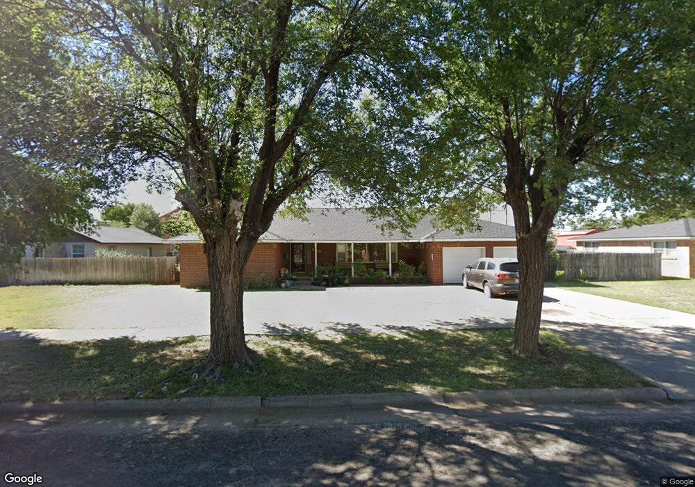 420 Bruce Ave, Dumas, TX 79029 - photo 1