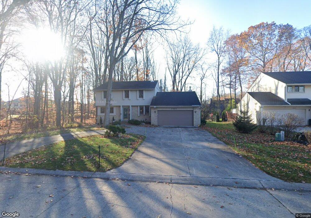 7501 Watford Dr, West Bloomfield, MI 48322 - photo 1