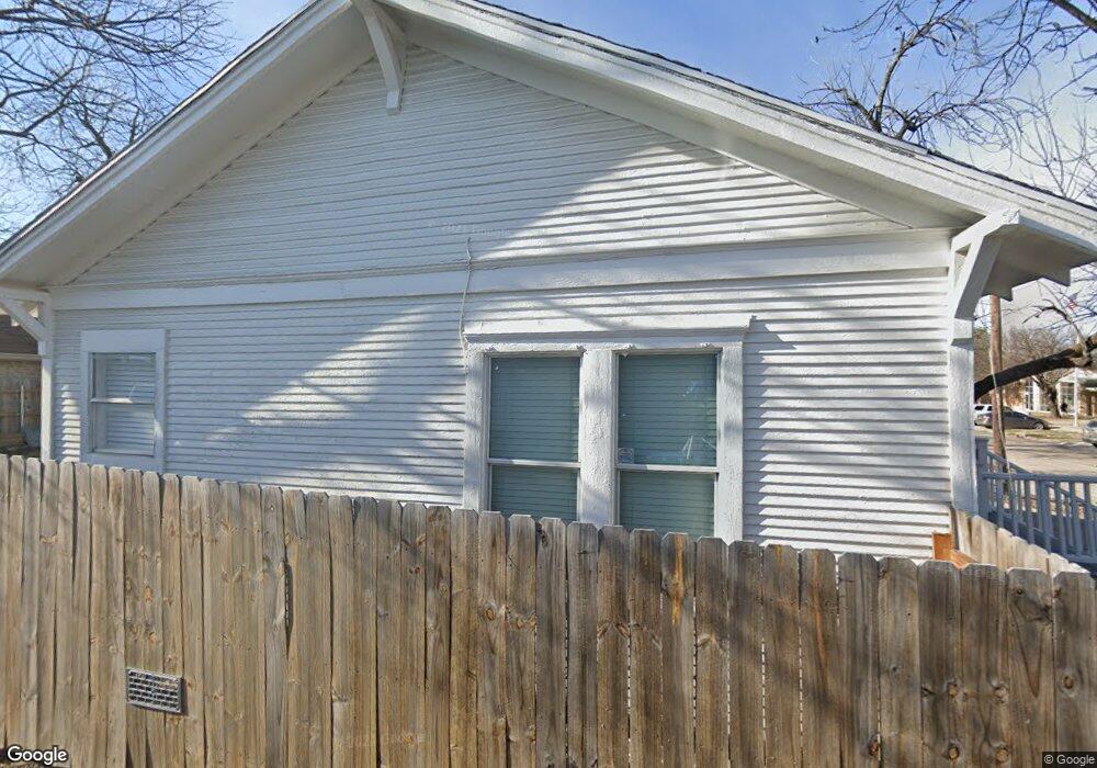 107 N Shawnee St, Ennis, TX 75119 - photo 1