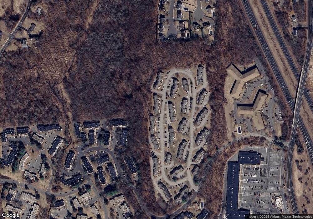 210 Skyview Dr unit 210, Cromwell, CT 06416 - photo 1