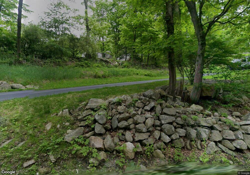 28 Rushmore Rd, Hopewell Junction, NY 12533 - photo 1