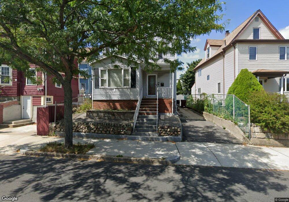 54 Lynn St, Everett, MA 02149 - photo 1