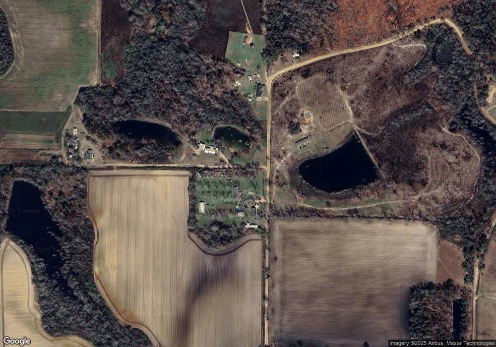 922 Justin Cir, Douglas, GA 31533 - photo 1