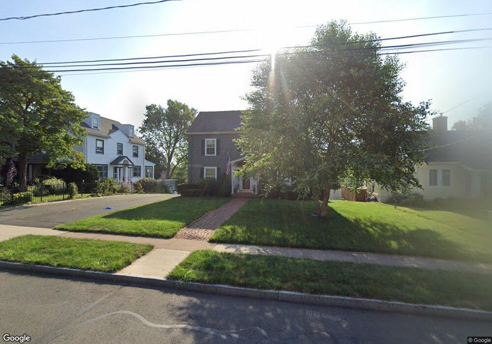 12 Arnoldale Rd, West Hartford, CT 06119 - photo 1