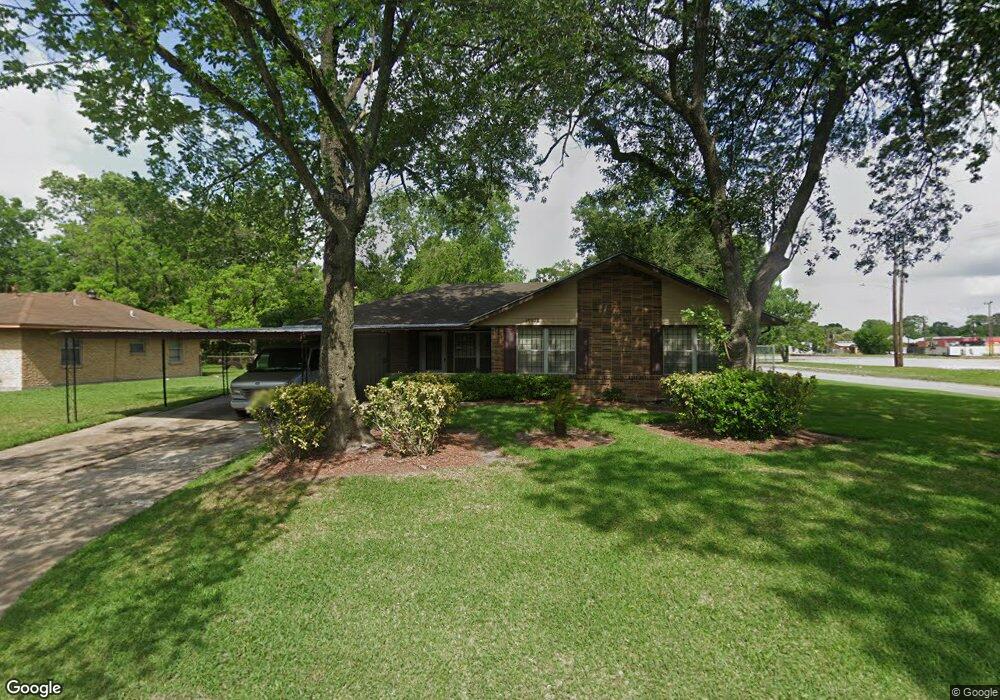 10102 Royal Oaks Dr, Houston, TX 77016 - photo 1