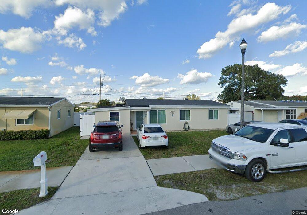 2113 Longwood Rd, West Palm Beach, FL 33409 - photo 1