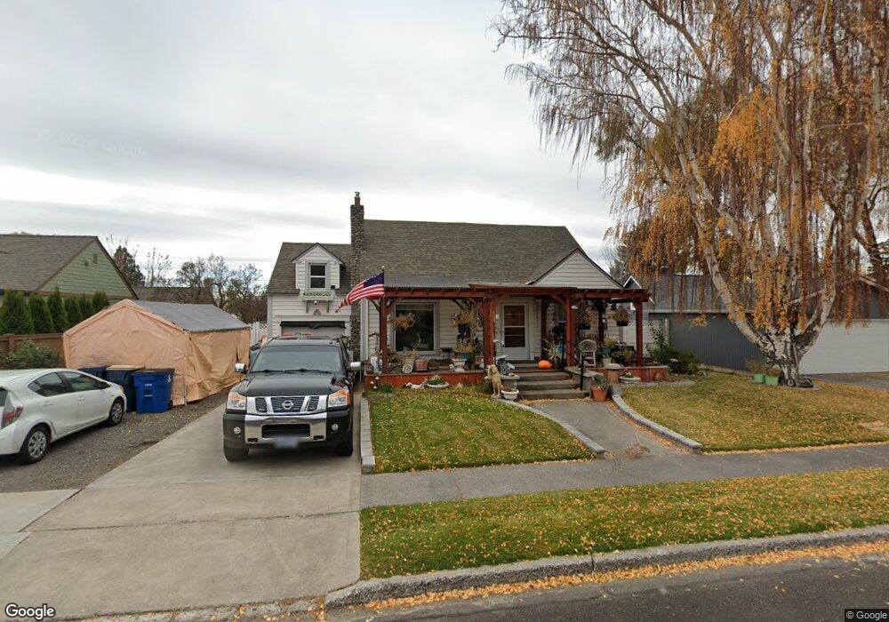 541 SW 14th St, Redmond, OR 97756 - photo 1