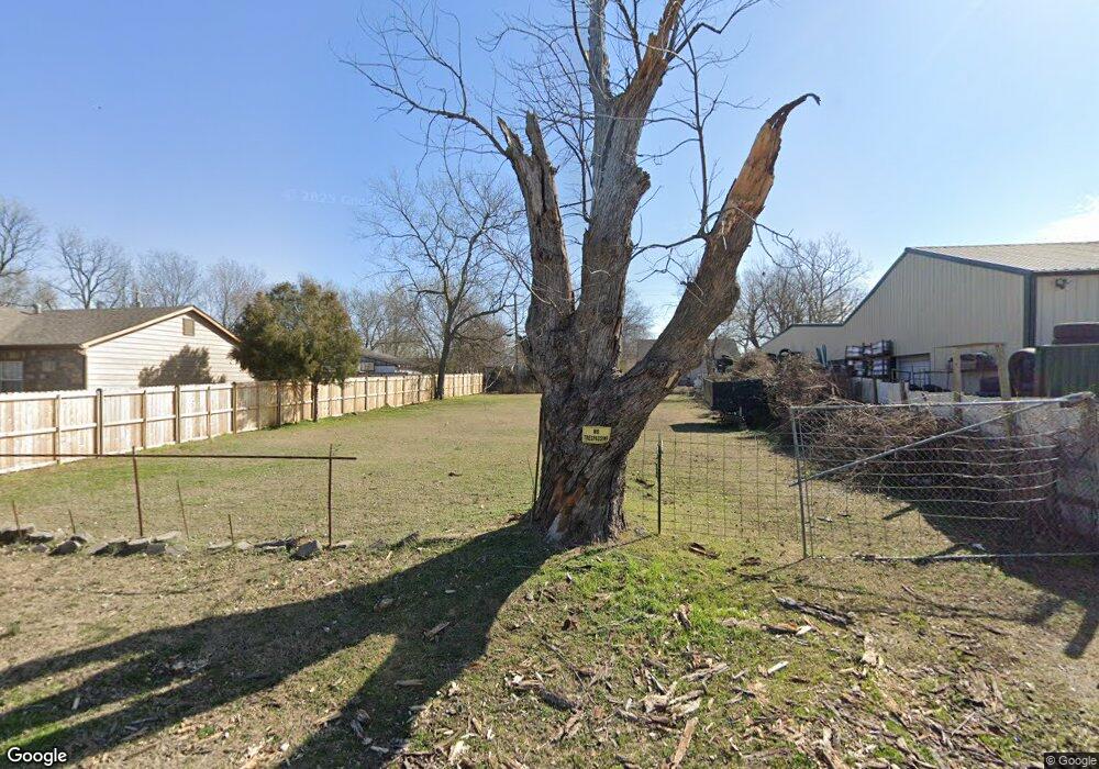 1515 N Birmingham Place, Tulsa, OK 74110 - photo 1