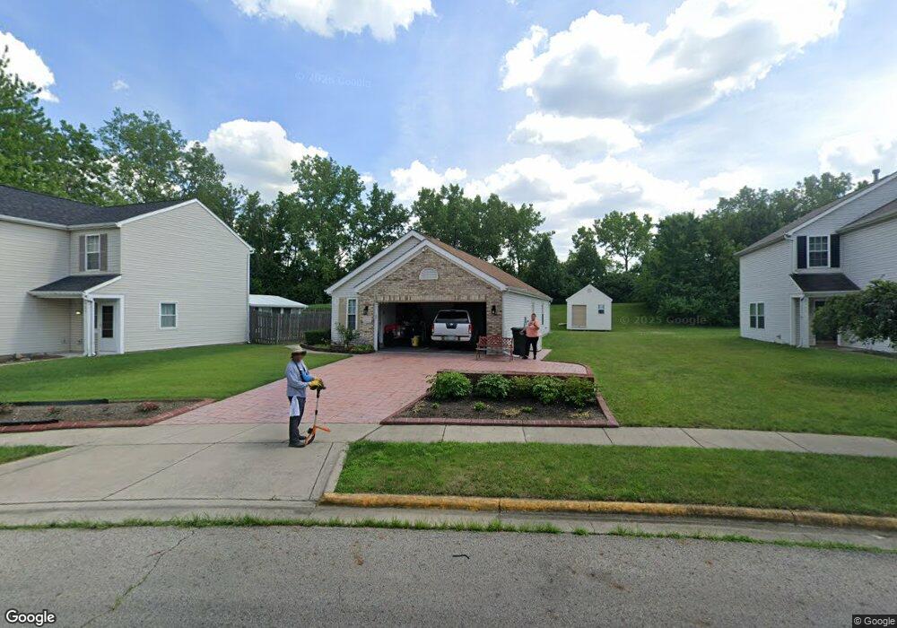 2115 Waymont Rd, Columbus, OH 43229 - photo 1