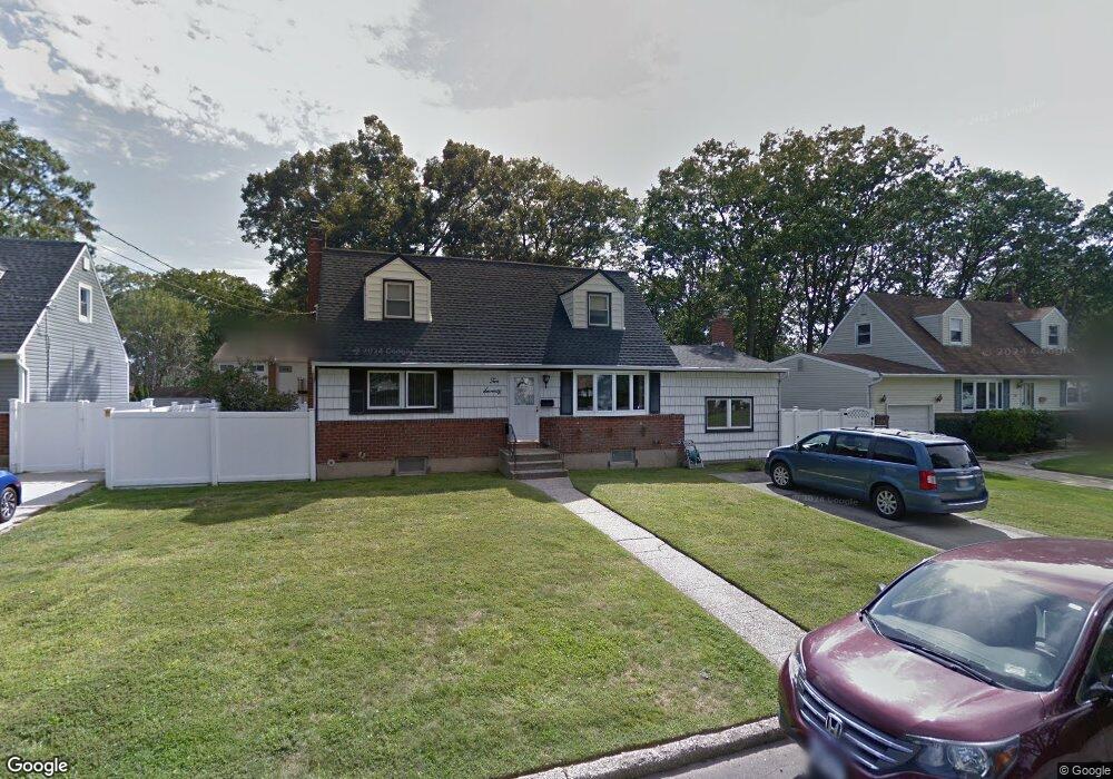 270 27th St, Copiague, NY 11726 - photo 1