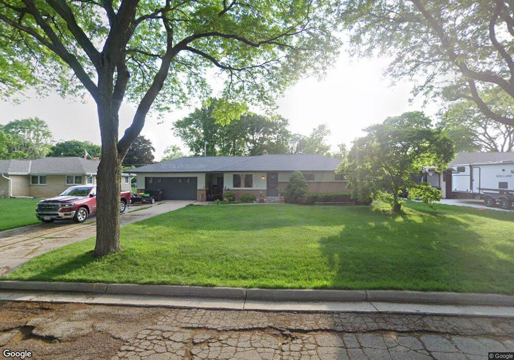 5015 N 131st St, Butler, WI 53007 - photo 1