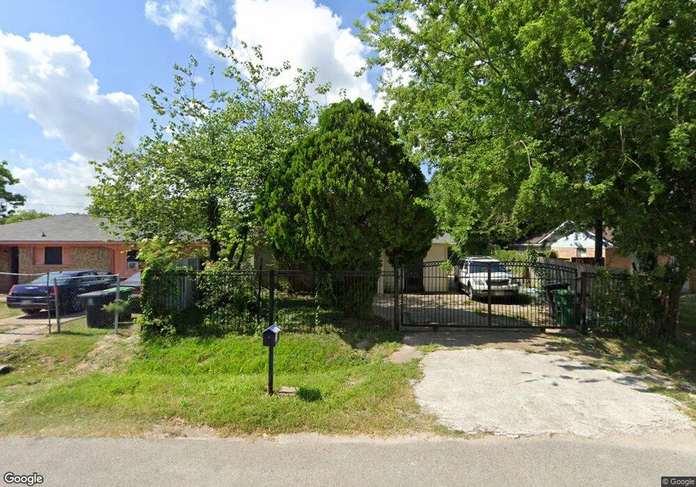 2539 Anchor St, Houston, TX 77088 - photo 1