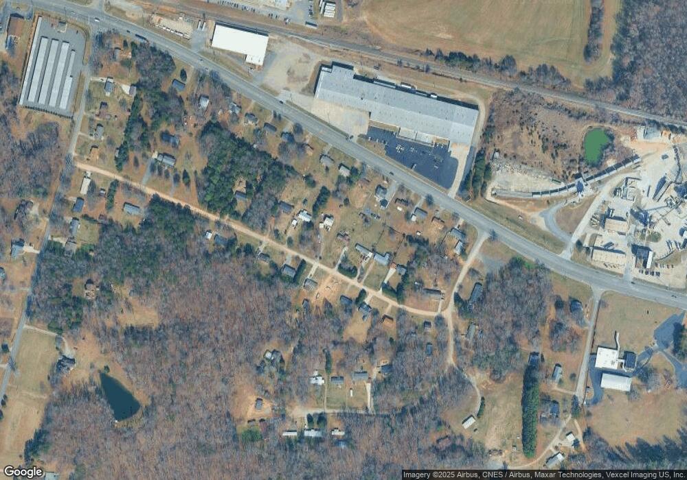 161 Seven Oaks Ln, Statesville, NC 28677 - photo 1