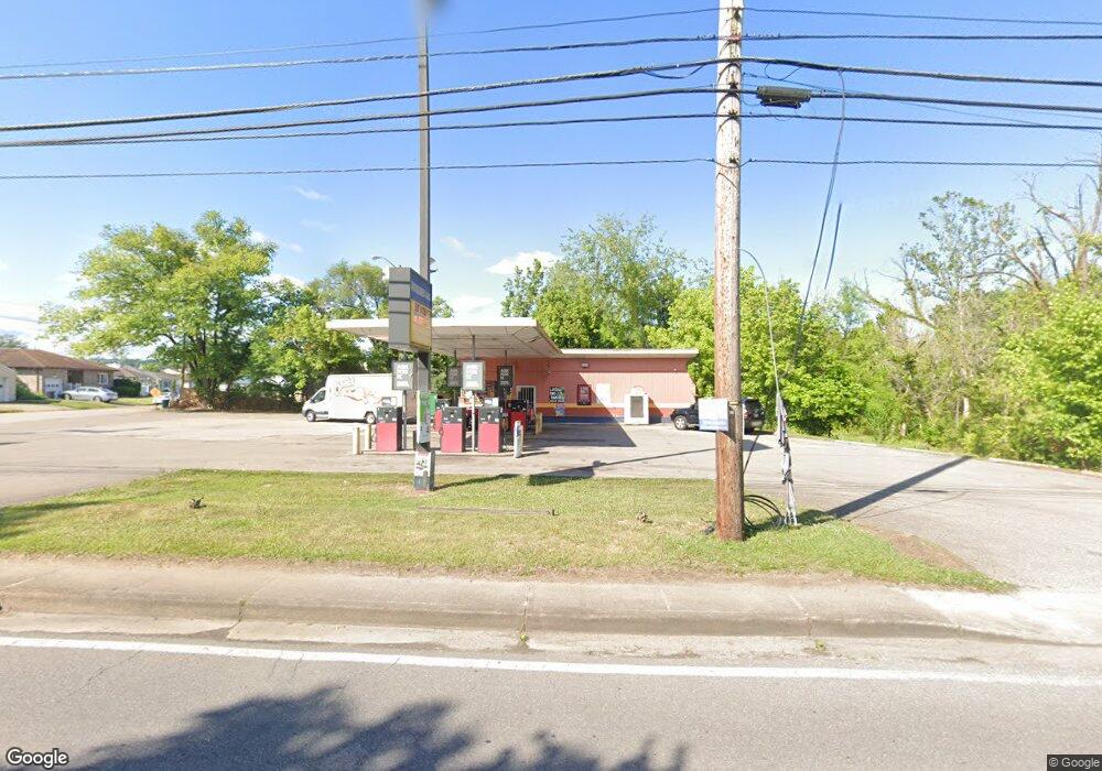 2201 Fairlawn Ave, Dunbar, WV 25064 - photo 1