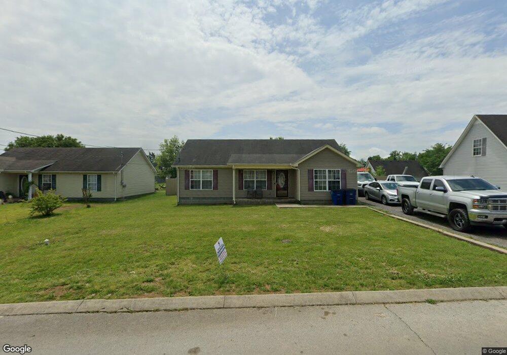 137 Stonefield Cir, Shelbyville, TN 37160 - photo 1