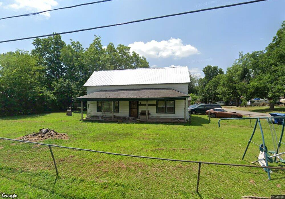 202 SW 5th St, Muldrow, OK 74948 - photo 1