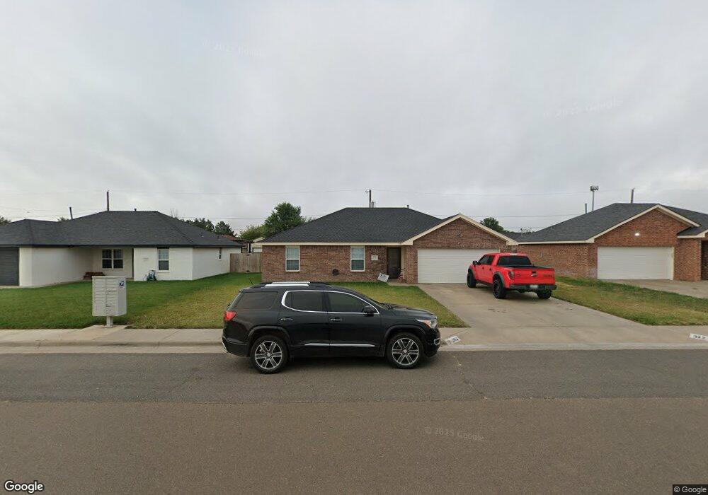 912 Braden, Dumas, TX 79029 - photo 1