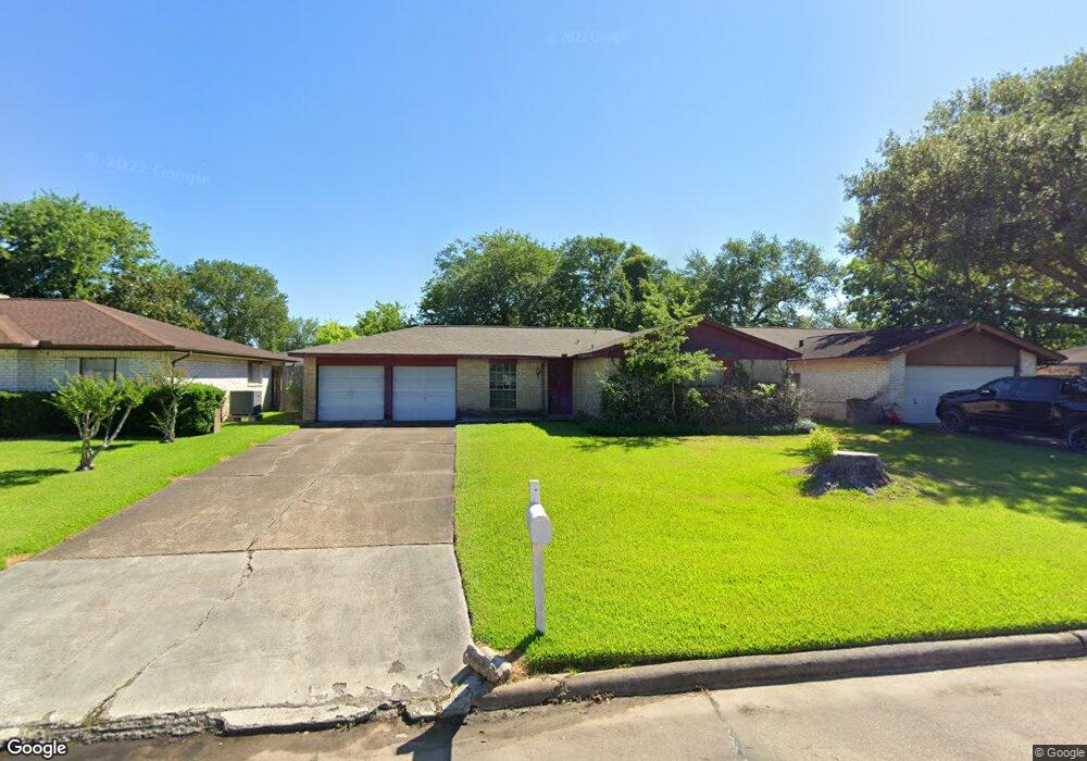 16619 Tibet Rd, Friendswood, TX 77546 - photo 1