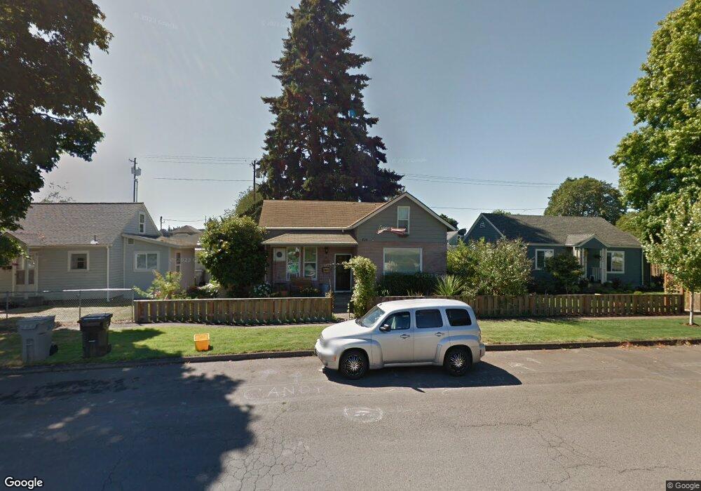 425 NW 3rd Ave, Canby, OR 97013 - photo 1