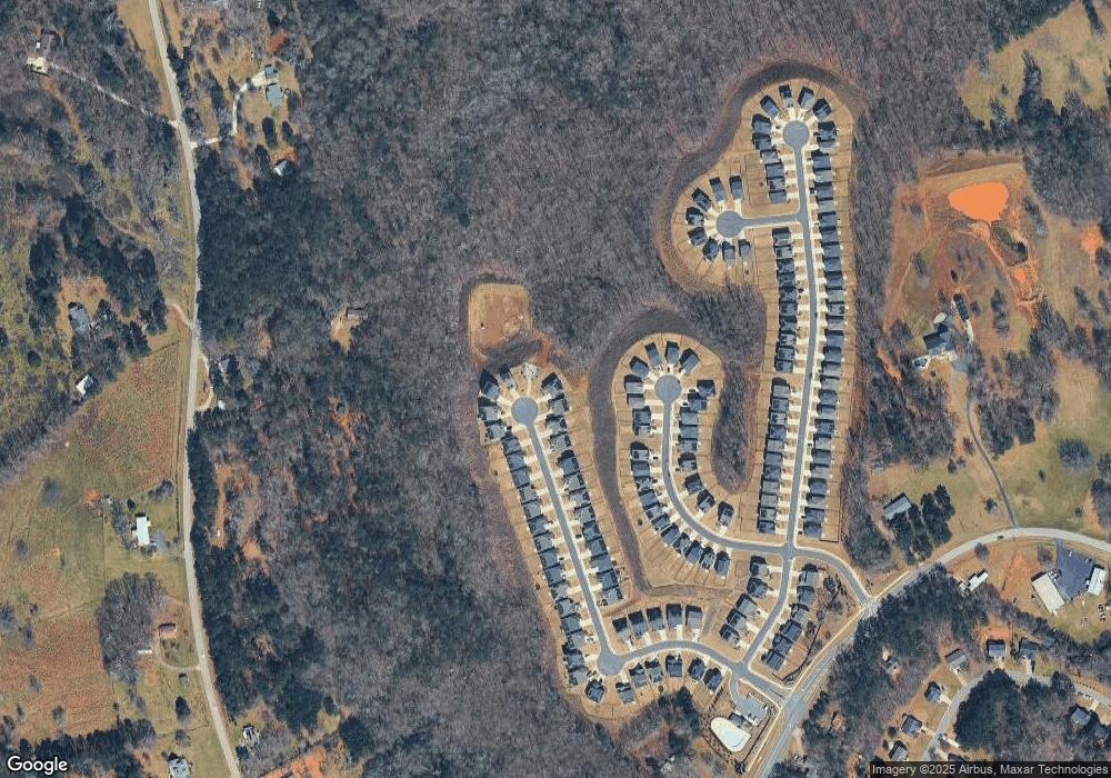 266 Hackberry Ave, Commerce, GA 30529 - photo 1