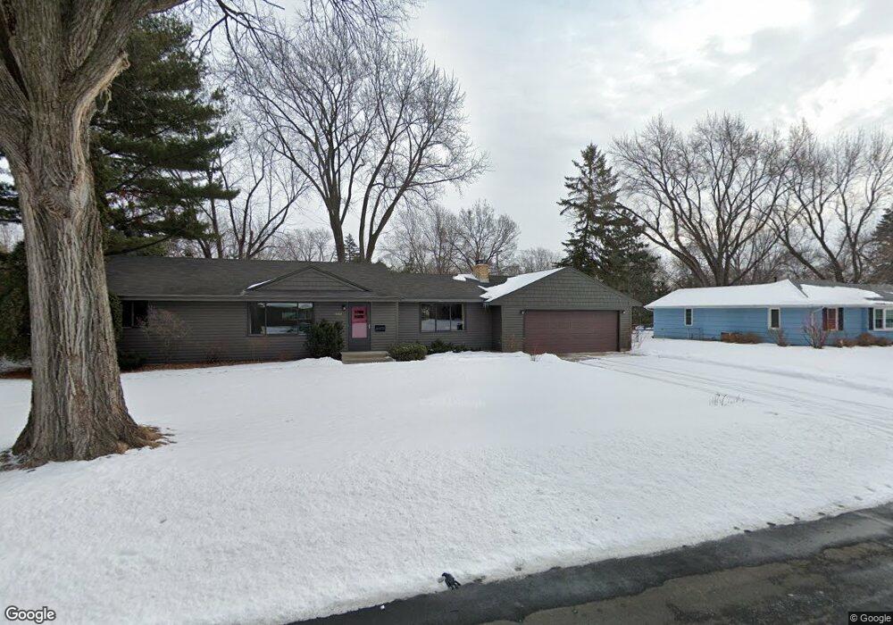 9109 Colfax Ave S, Bloomington, MN 55420 - photo 1