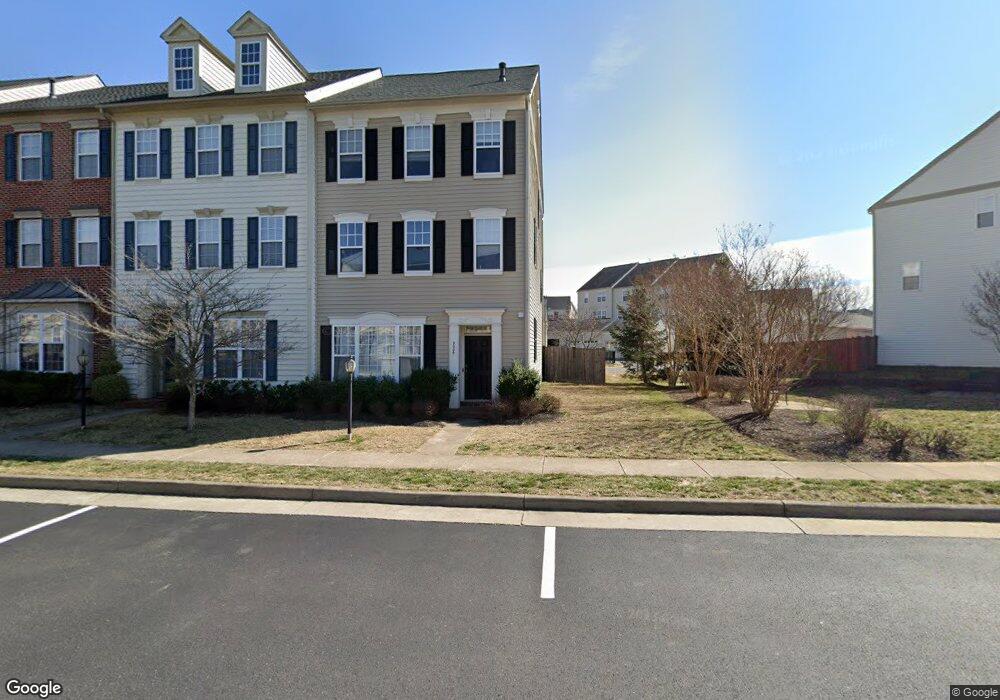 9026 Ribbon Falls Loop, Bristow, VA 20136 - photo 1