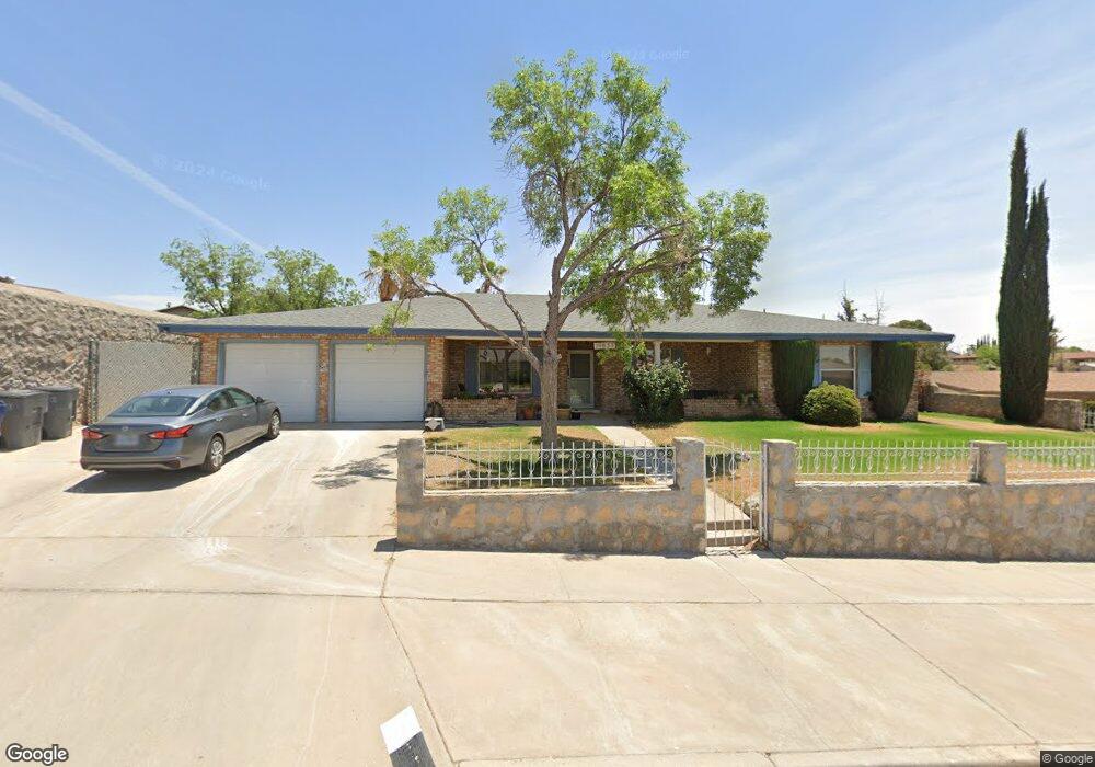 10833 Vista Lomas Dr, El Paso, TX 79935 - photo 1