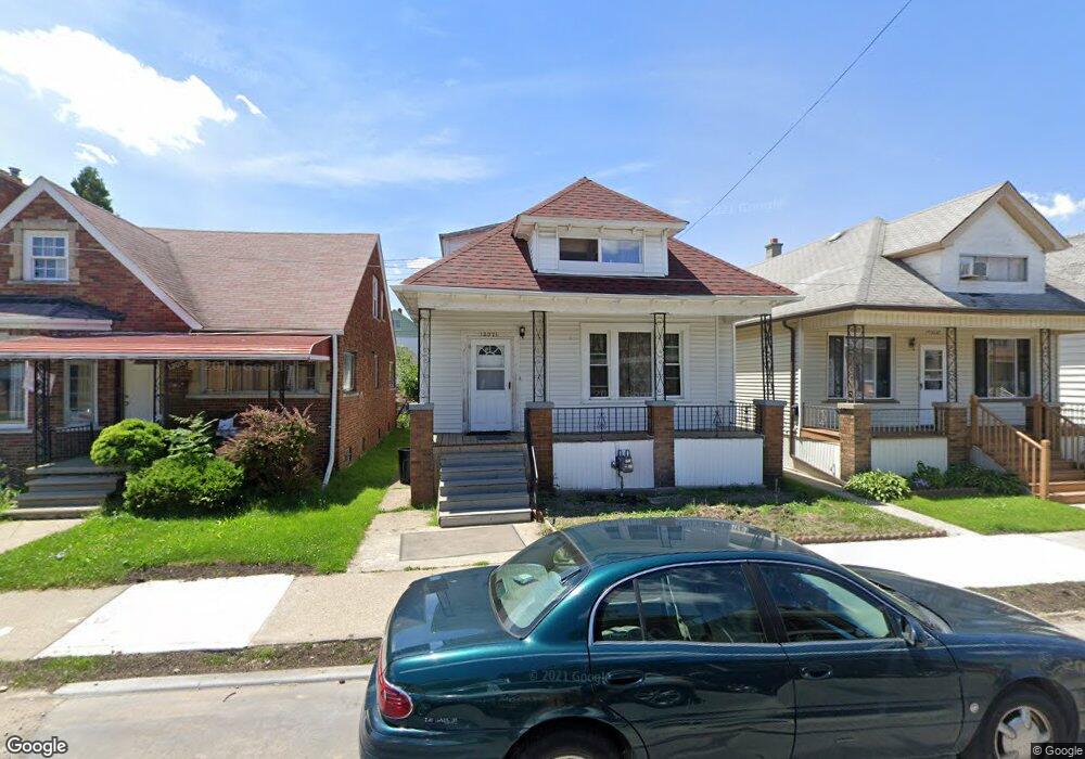 12021 Mcdougall St, HamtraMcK, MI 48212 - photo 1