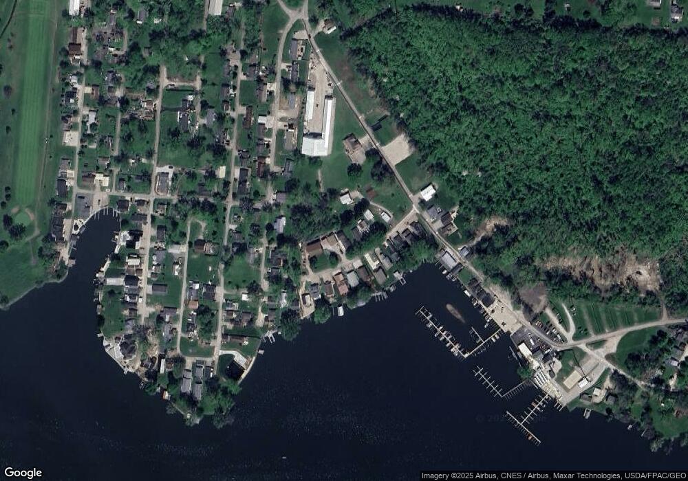 74 Lakeview Dr, Thornville, OH 43076 - photo 1