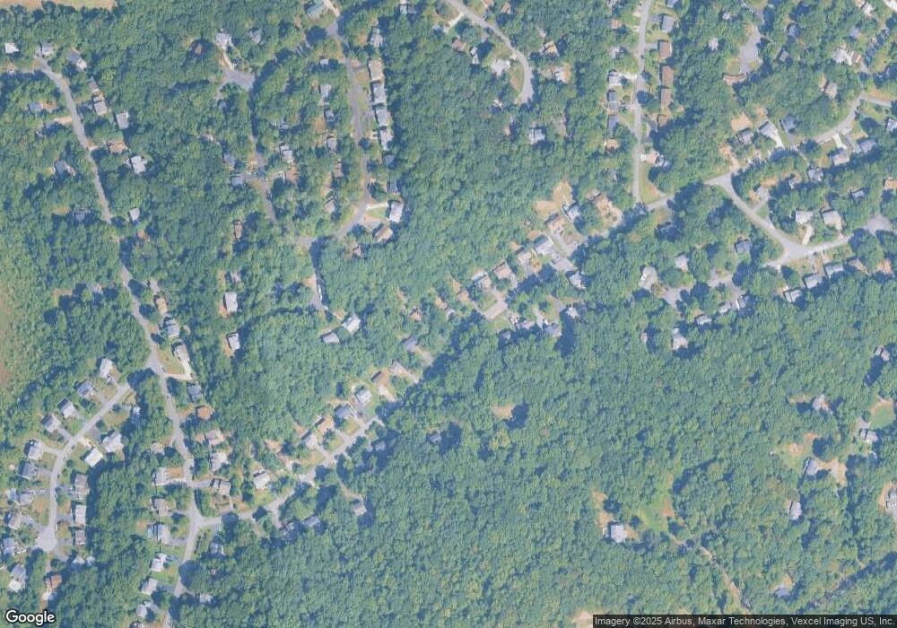 2449 Harpoon Dr, Stafford, VA 22554 - photo 1